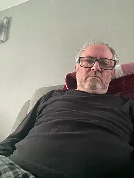Snapshot of naughtygrandad1 chatting on 5, 3, 2026 naughtygrandad1 online show from 5, 3, 2026