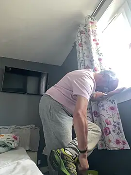 naughtygrandad1 online show from 24, 4, 2026