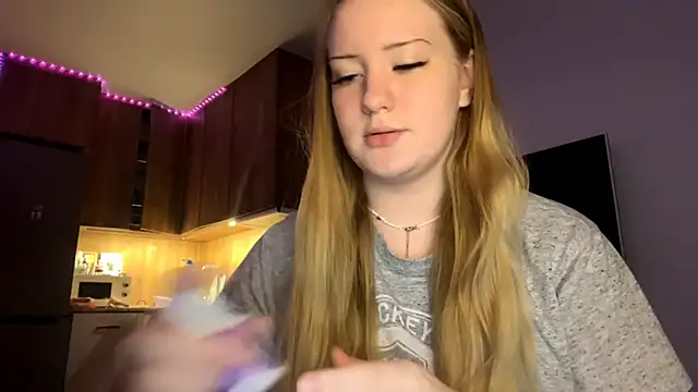 PandaFluff online show from 23, 4, 2026