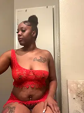 ObsessedWLyla online show from 13, 10, 2025