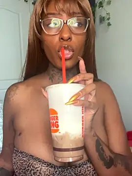 MistiSavannah online show from 6, 11, 2025