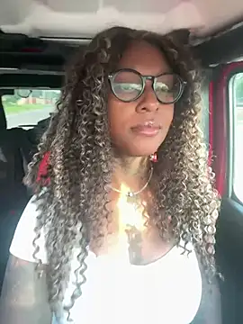 MistiSavannah online show from 28, 6, 2026