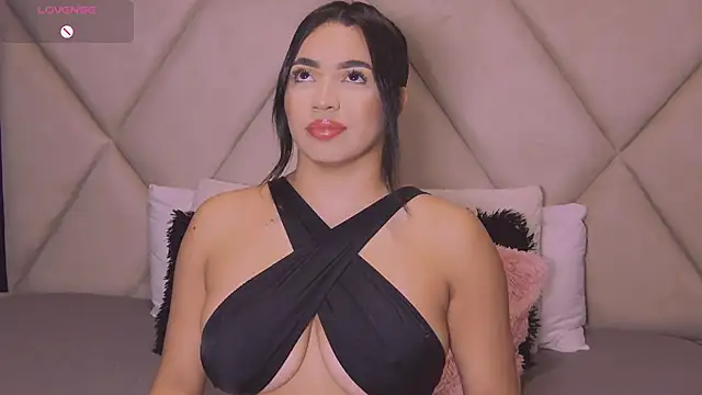 CharlotteeBrownn online show from 17, 10, 2025