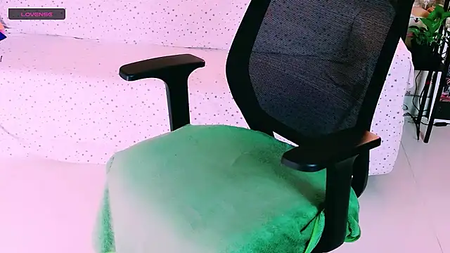 My Rose online show from 18, 4, 2026