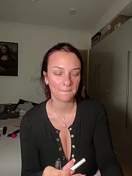 OliviaaFischer online show from 2, 3, 2026