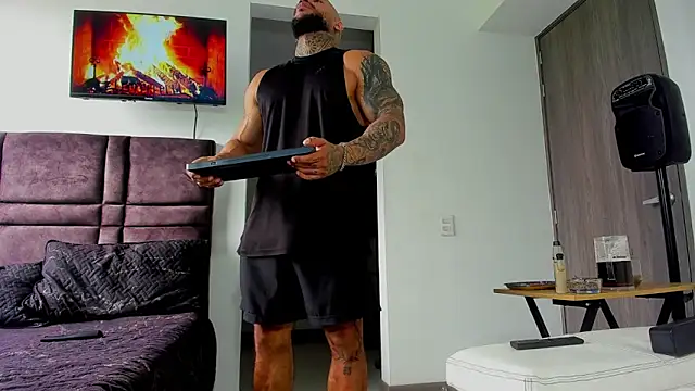 Andrew Johnnson online show from 20, 9, 2025