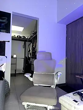 Andrew Johnnson online show from 7, 1, 2026