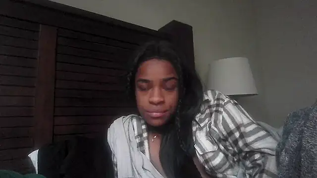Snapshot of Marlowlovee chatting on 6, 1, 2026 Marlowlovee online show from 6, 1, 2026