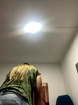 emma hot2006 online show from 3, 10, 2025