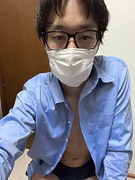 Snapshot of gHayato chatting on 27, 3, 2026 gHayato online show from 27, 3, 2026