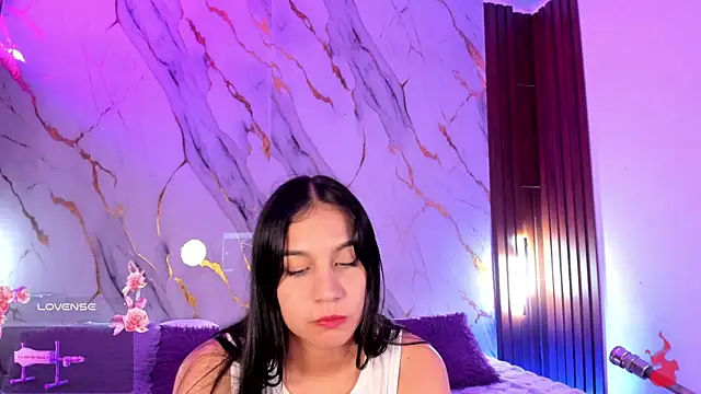 Emmiicute online show from 21, 4, 2026