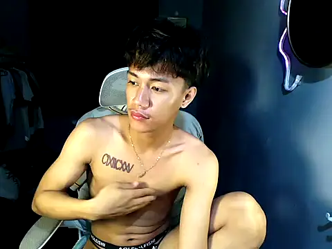 naughtyboyloy 0 online show from 15, 5, 2026