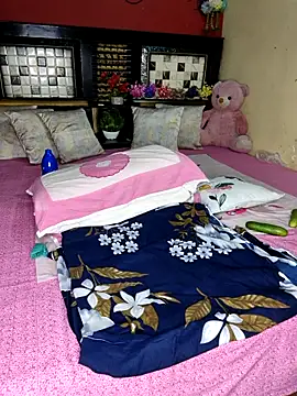 PRIYA 22 online show from 8, 9, 2025