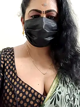 Sweetie swetha37 online show from 18, 2, 2026