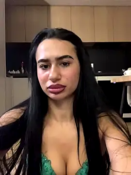 itsyourgirltee online show from 16, 11, 2025