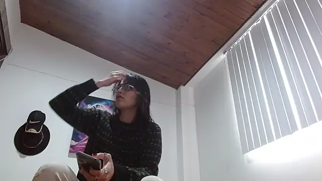 Crystal Star  online show from 24, 3, 2026