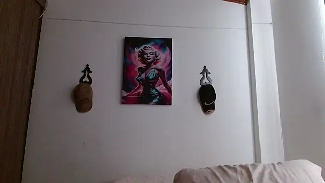 Crystal Star  online show from 19, 4, 2026