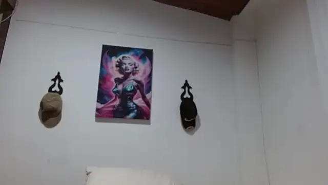 Crystal Star  online show from 24, 4, 2026