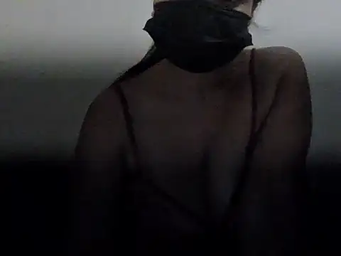 Little toy girl online show from 25, 4, 2026