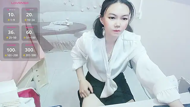 KateCondon online show from 7, 4, 2026