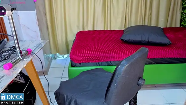 nena cupcake  online show from 27, 2, 2026