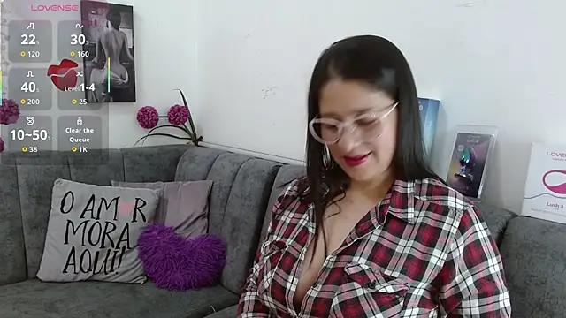 Alana steel 1 online show from 24, 4, 2026