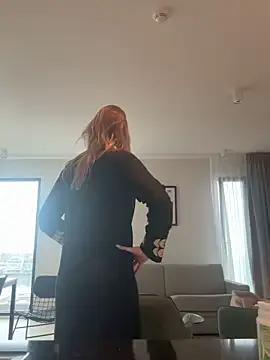 Snapshot of Chloemillerrxx chatting on 2, 12, 2025 Chloemillerrxx online show from 2, 12, 2025