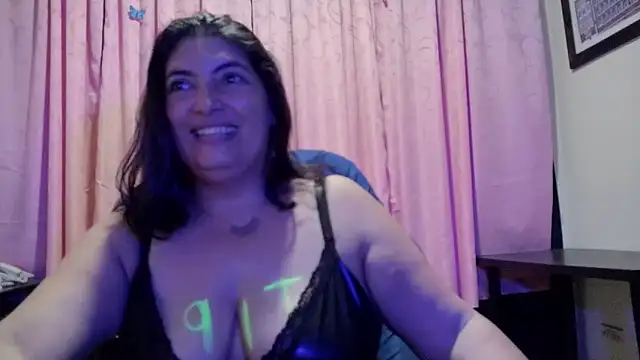 lina maria99 online show from 7, 4, 2026