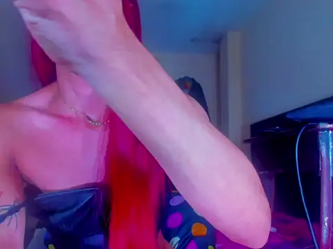 Snapshot of latin_big_01 chatting on 18, 9, 2025 latin big 01 online show from 18, 9, 2025