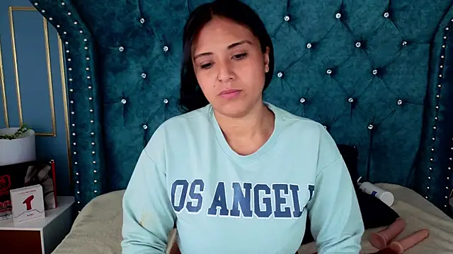 EmilyGala online show from 22, 11, 2025