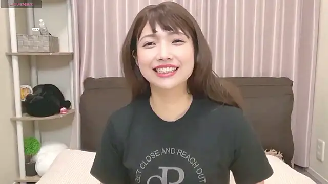 Snapshot of Ruu-chaaan chatting on 24, 10, 2025 Ruu-chaaan online show from 24, 10, 2025