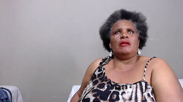 GrandBustyMelon online show from 24, 4, 2026