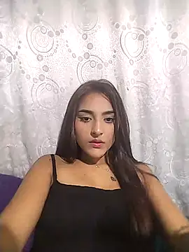 Snapshot of emilyvalencia_1 chatting on 4, 3, 2026 emilyvalencia 1 online show from 4, 3, 2026