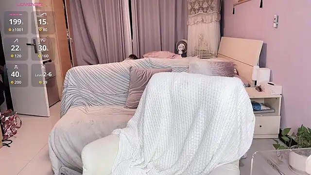 Y2Luvk online show from 15, 10, 2025