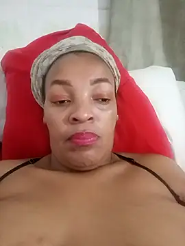 Snapshot of Eroticdollxx3 chatting on 1, 10, 2025 Eroticdollxx3 online show from 1, 10, 2025