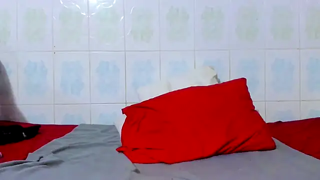 Snapshot of Eroticdollxx3 chatting on 2, 10, 2025 Eroticdollxx3 online show from 2, 10, 2025