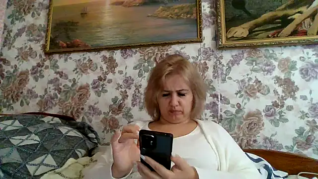 LustyyX online show from 6, 10, 2025