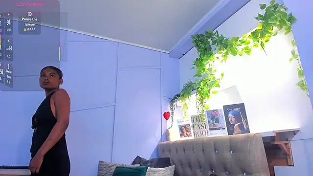 halleylorens online show from 14, 3, 2026