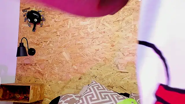 santiblack7 online show from 6, 11, 2025