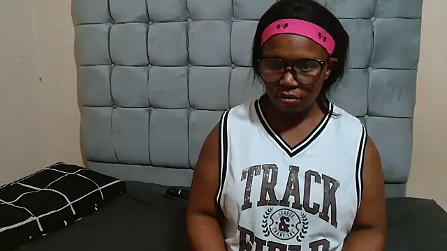 curveAss222 online show from 16, 11, 2025