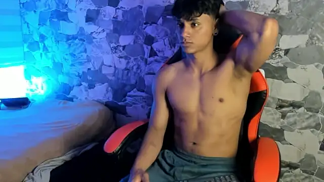 Snapshot of ZYZZ1312 chatting on 2, 6, 2026 ZYZZ1312 online show from 2, 6, 2026