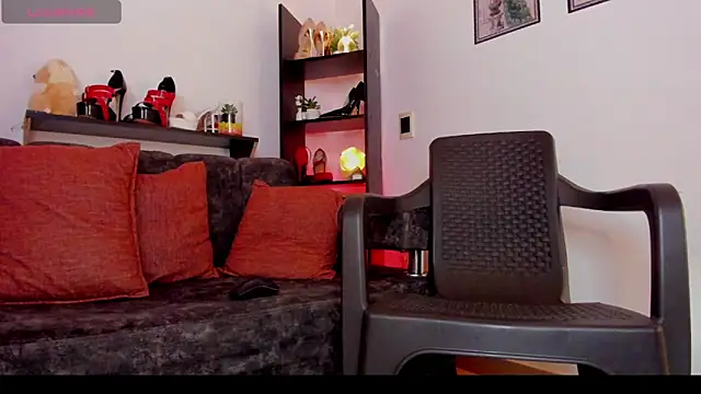 valery 14  online show from 23, 4, 2026