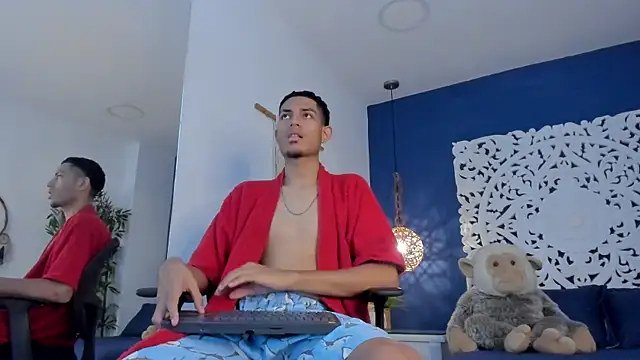 Adonis WB online show from 18, 9, 2025