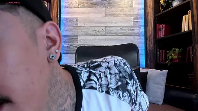 Donovan Desmond online show from 11, 2, 2026