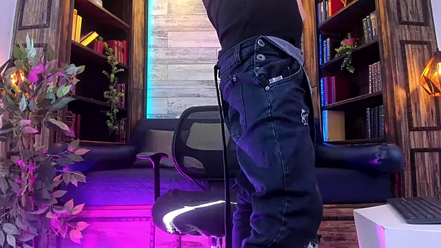 Donovan Desmond online show from 13, 5, 2026