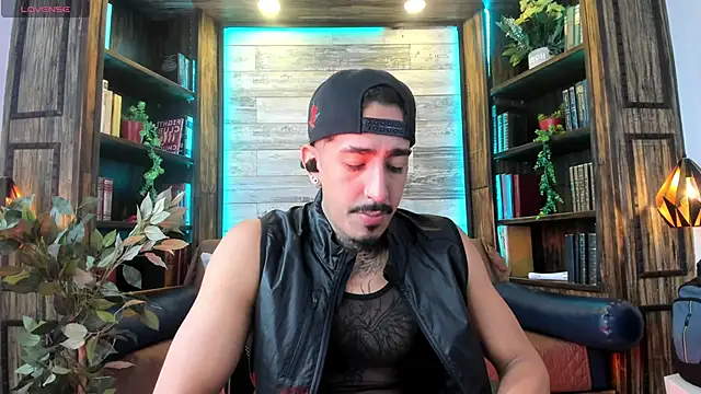 Donovan Desmond online show from 3, 6, 2026