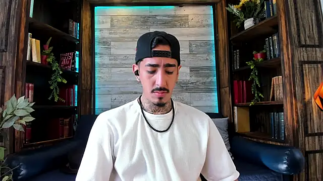 Donovan Desmond online show from 20, 6, 2026