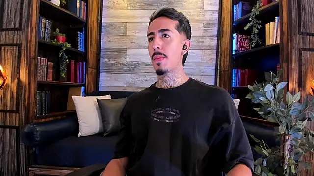 Donovan Desmond online show from 14, 7, 2026