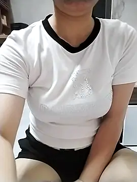 Mie rose online show from 19, 10, 2025