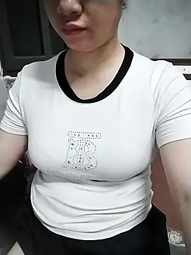 Mie rose online show from 23, 4, 2026